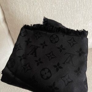 COPY - Louis Vuitton Black Monogram Scarf